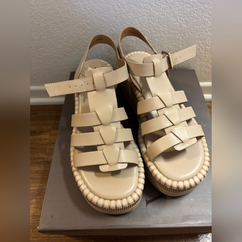 CROWN VINTAGE Women's Gracen Sandal NEW! - Picture 3 of 17